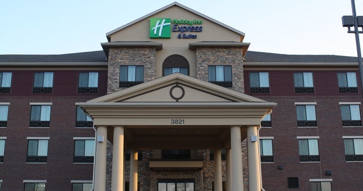 Holiday Inn Express &amp; Suites- Southwest