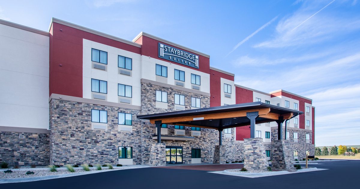 Stay Bridge Hotel exterior